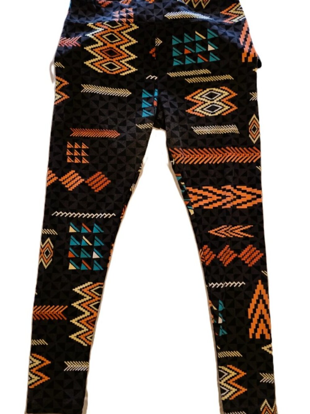 *LuLaRoe Pattern Essentials Leggings TC*